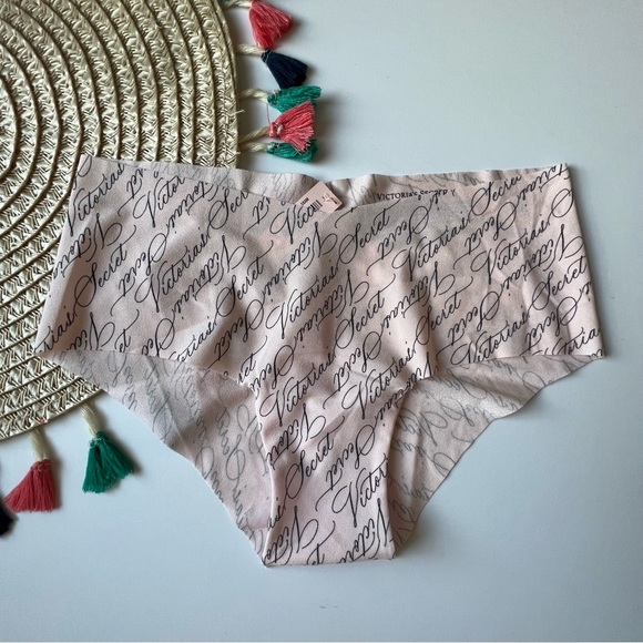 Victoria's Secret No Show Cheeky Panty Purest Pink Victoria Script S NEW - Picture 1 of 6